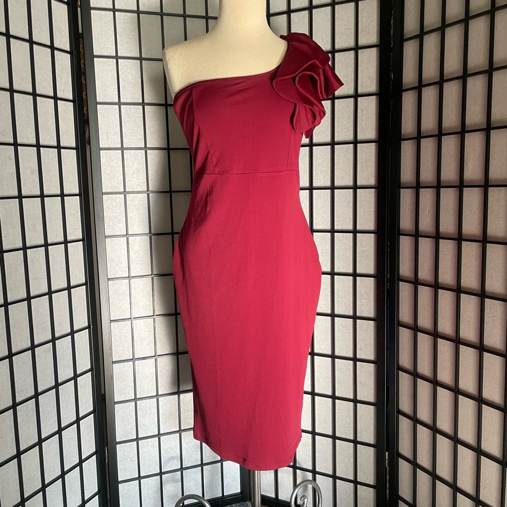 Mokoru woman's Sexy ruffle one shoulder sleeveless bodycon party midi dress
